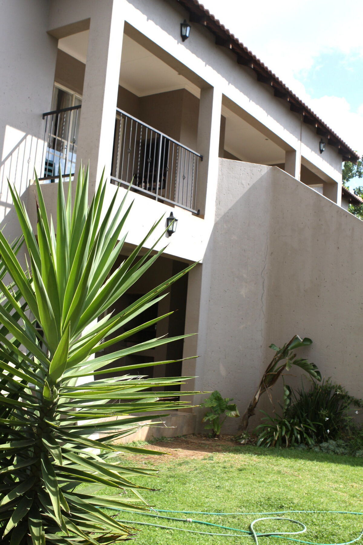 Airport Lodge Guest House Kempton Park Exterior foto